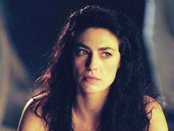 Claudia Black fotoğrafı
