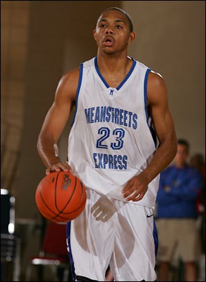 Eric Gordon fotoğrafı