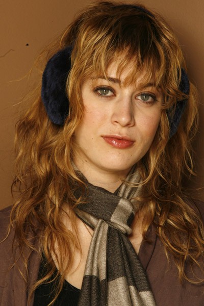 Lizzy Caplan Fotoğrafı