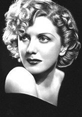 Louise Latimer fotoğrafı