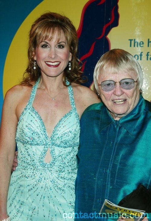 Pat Carroll fotoğrafı