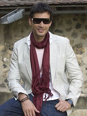 Khotan Fernandez fotoğrafı