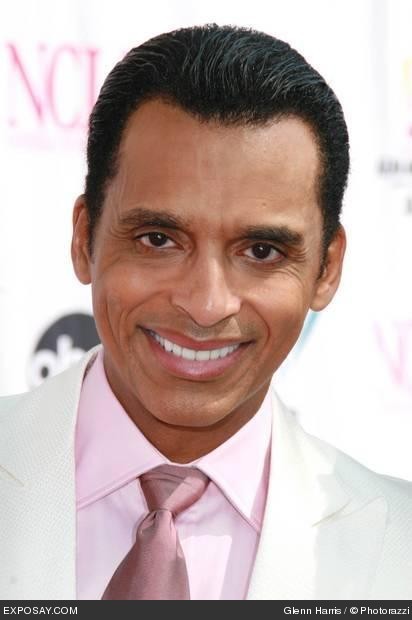 Jon Secada fotoğrafı