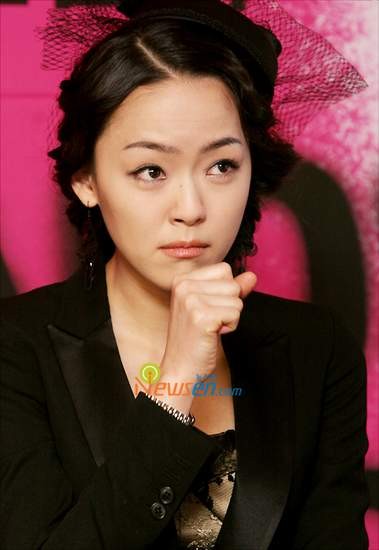 Yoon-ah Kim Fotoğrafı