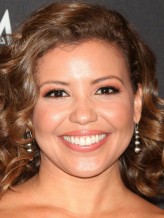 Justina Machado fotoğrafı