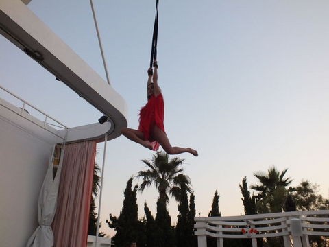 Tuğba Özay Fotoğrafı