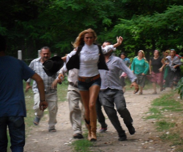 Tuğba Özay Fotoğrafı