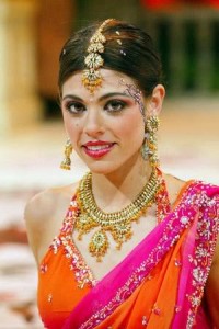 Lindsay Hartley Fotoğrafı