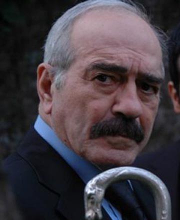 Fikret Hakan fotoğrafı