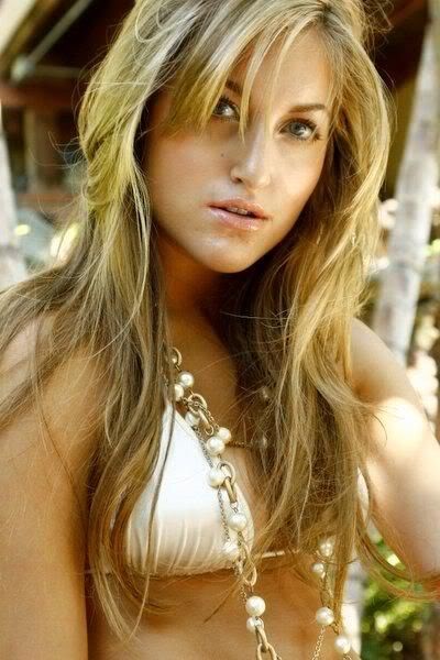 Nicole Vicius fotoğrafı