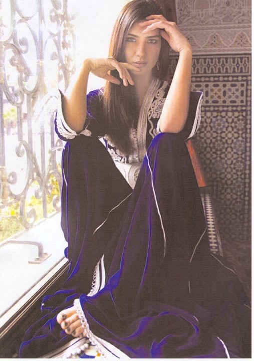 Tuba Büyüküstün Fotoğrafı