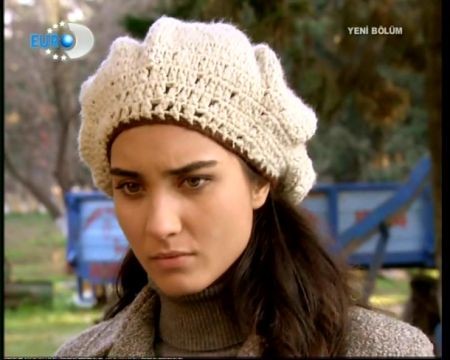 Tuba Büyüküstün Fotoğrafı