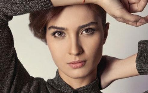 Tuba Büyüküstün Fotoğrafı