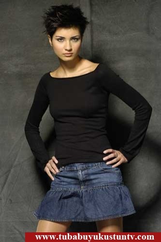 Tuba Büyüküstün Fotoğrafı
