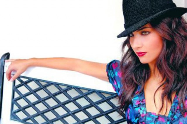 Tuba Büyüküstün Fotoğrafı