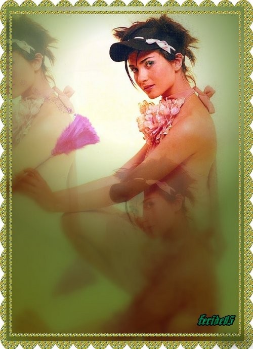 Tuba Büyüküstün Fotoğrafı