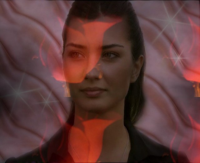 Tuba Büyüküstün Fotoğrafı