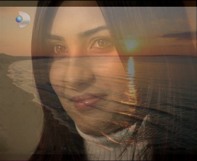 Tuba Büyüküstün Fotoğrafı