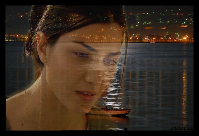 Tuba Büyüküstün Fotoğrafı