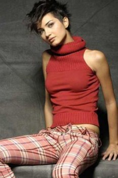 Tuba Büyüküstün Fotoğrafı