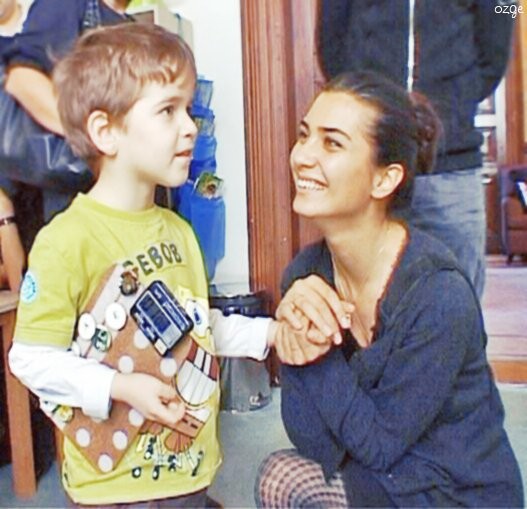 Tuba Büyüküstün Fotoğrafı