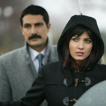 Tuba Büyüküstün Fotoğrafı