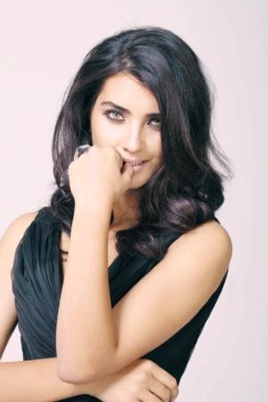 Tuba Büyüküstün Fotoğrafı