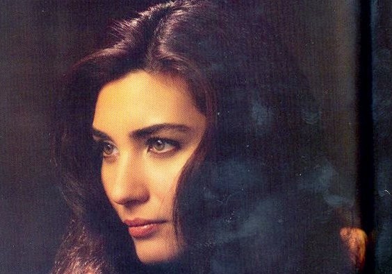 Tuba Büyüküstün Fotoğrafı