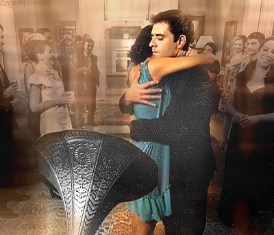 Tuba Büyüküstün Fotoğrafı