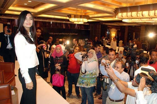 Tuba Büyüküstün Fotoğrafı