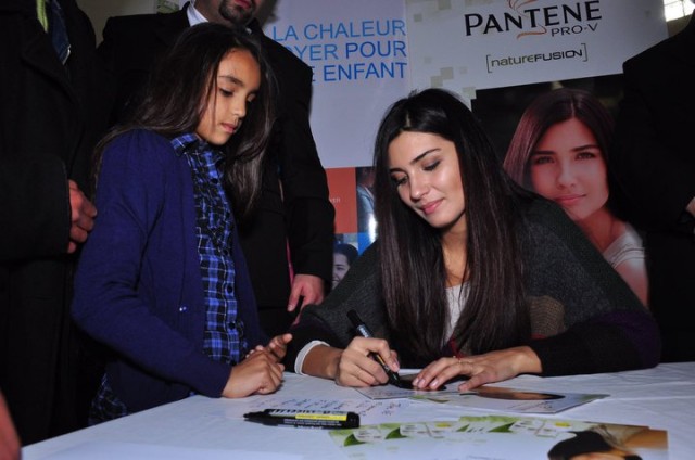 Tuba Büyüküstün Fotoğrafı