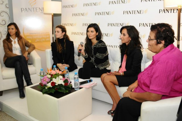 Tuba Büyüküstün Fotoğrafı