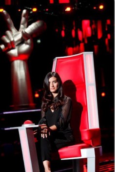 Tuba Büyüküstün Fotoğrafı