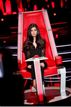 Tuba Büyüküstün Fotoğrafı