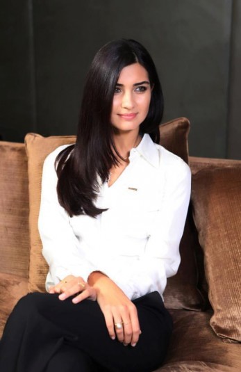 Tuba Büyüküstün Fotoğrafı