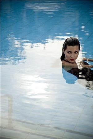 Tuba Büyüküstün Fotoğrafı