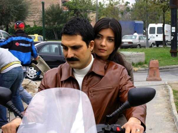 Tuba Büyüküstün Fotoğrafı