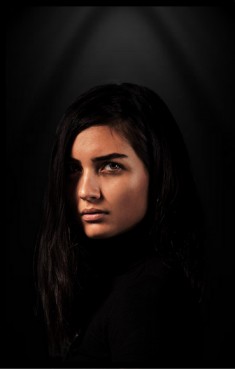 Tuba Büyüküstün Fotoğrafı