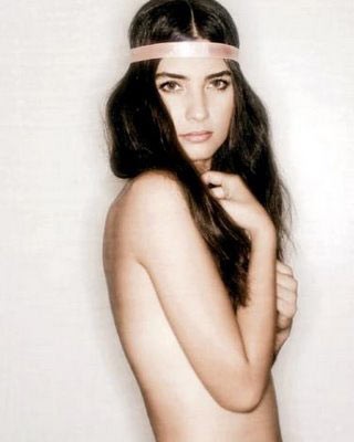 Tuba Büyüküstün Fotoğrafı