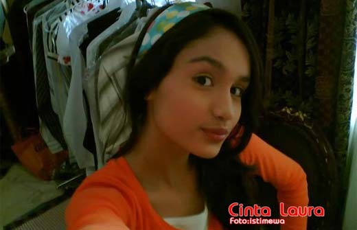 Cinta Laura Kiehl Fotoğrafı