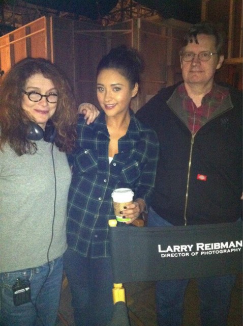 Shay Mitchell Fotoğrafı