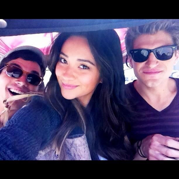 Shay Mitchell Fotoğrafı