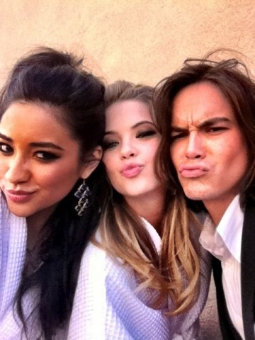 Shay Mitchell Fotoğrafı