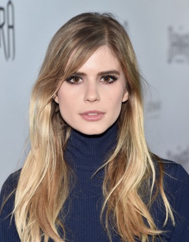 Carlson Young Fotoğrafı