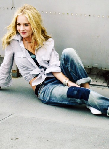 Britt Robertson Fotoğrafı