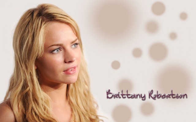 Britt Robertson Fotoğrafı