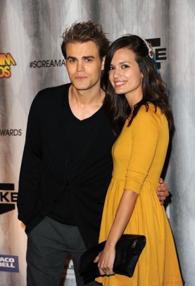 Torrey DeVitto Fotoğrafı