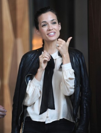 Torrey DeVitto Fotoğrafı