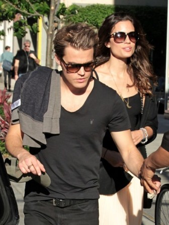 Torrey DeVitto Fotoğrafı