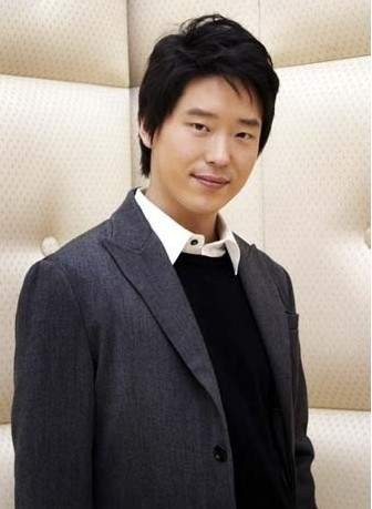 Eom Gi-joon Fotoğrafı